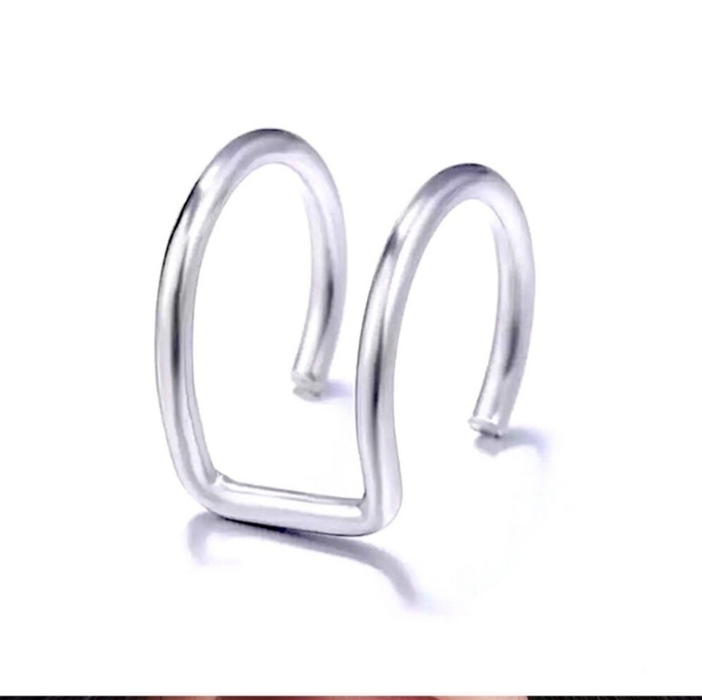 HP🔥🔥NWT Silver Ear Wrap/Cuff - Picture 2 of 7
